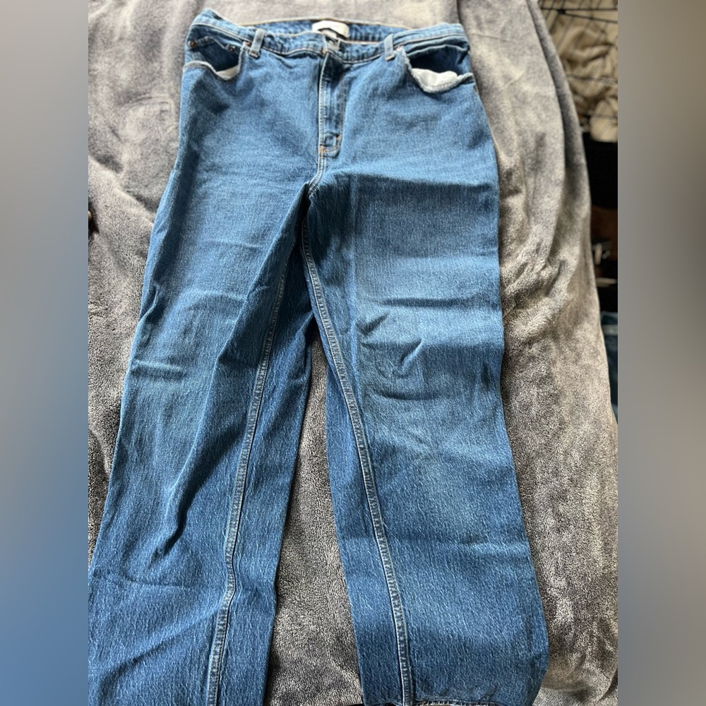 Abercrombie & Fitch The 90s Straight Ultra High Rise Curve Love